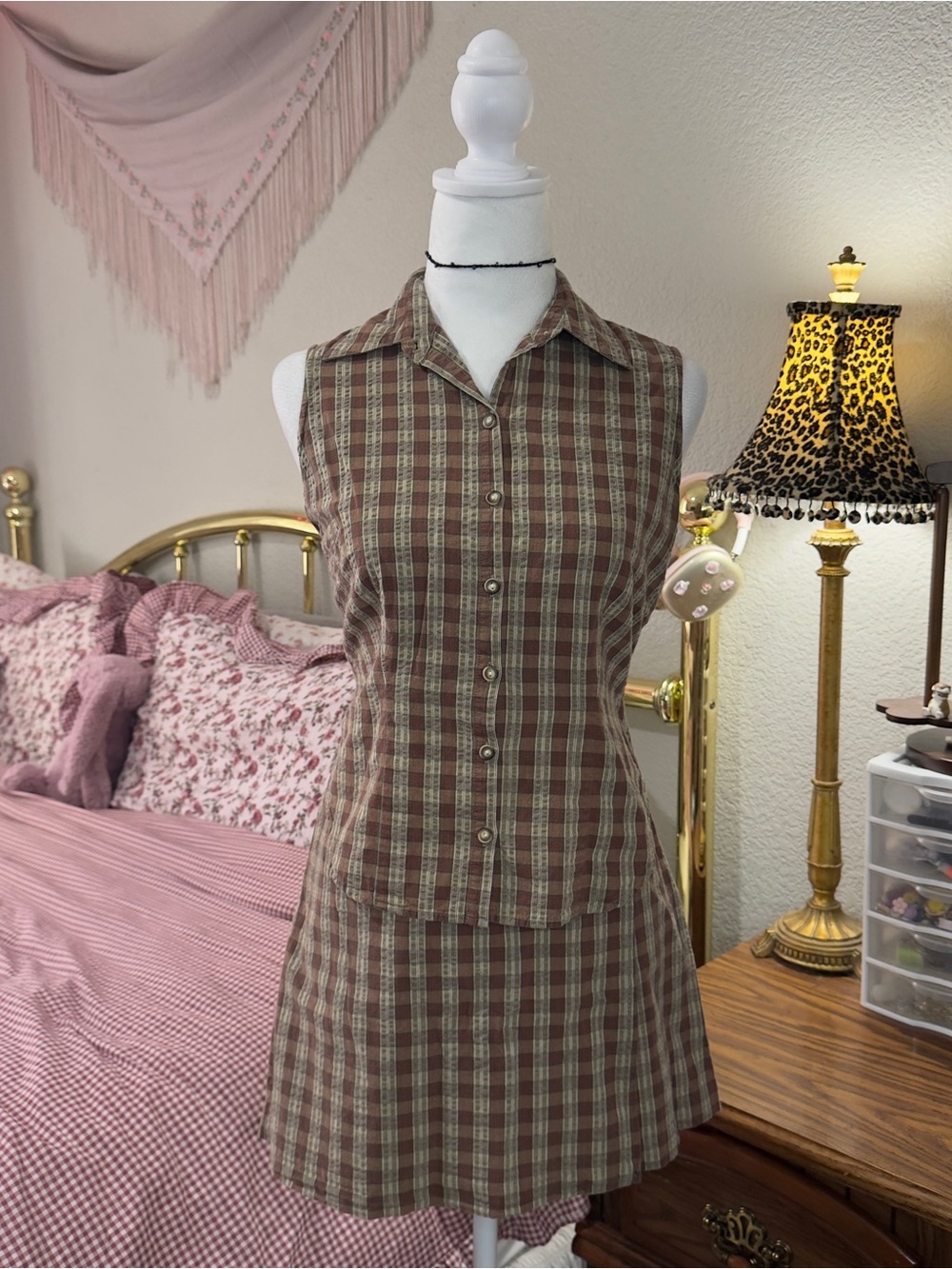 Vintage Sleeveless Plaid Button-Up Top and Skirt Set - Brown & Olive
